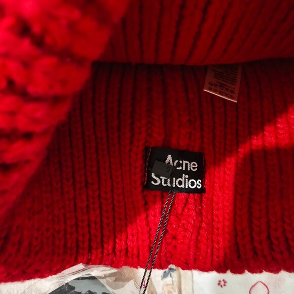 Acne Studios Red Smiley Face Square Logo Knit Hat